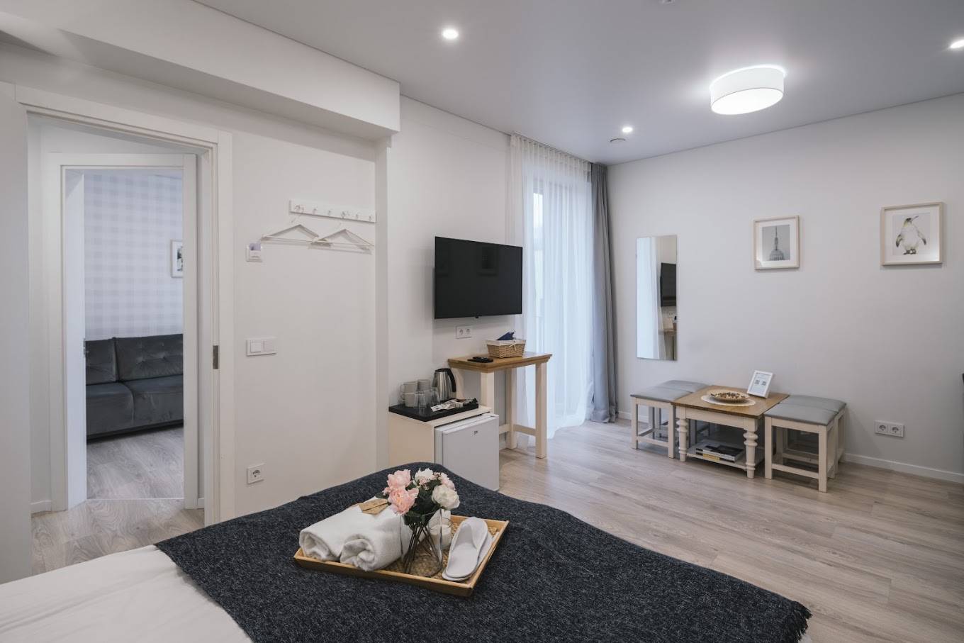 Medium Deluxe Room - Twin Beds