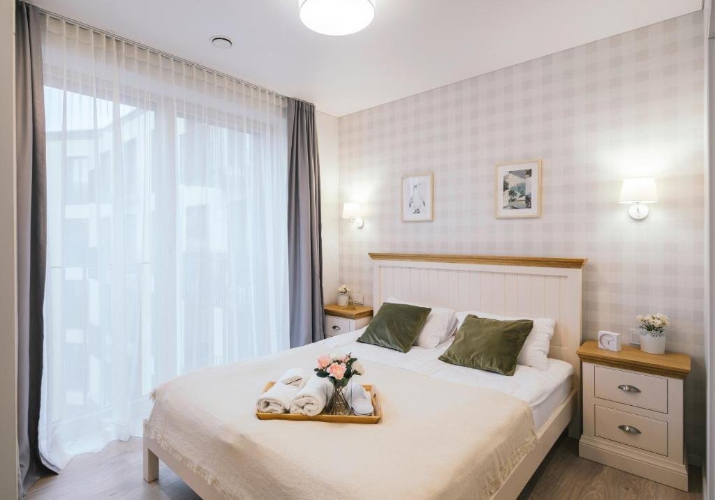 Medium Deluxe Room
